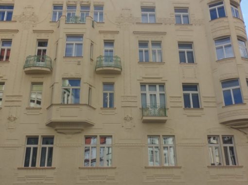 Rekonstrukce bytového domu Valentinská Praha 1